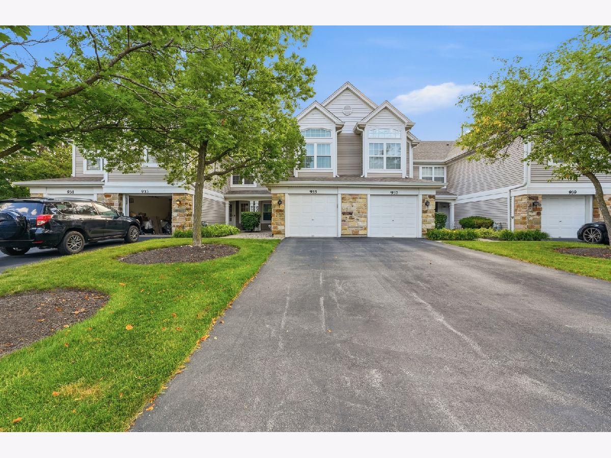  Rented Carol Stream Illinois, 935 Concord