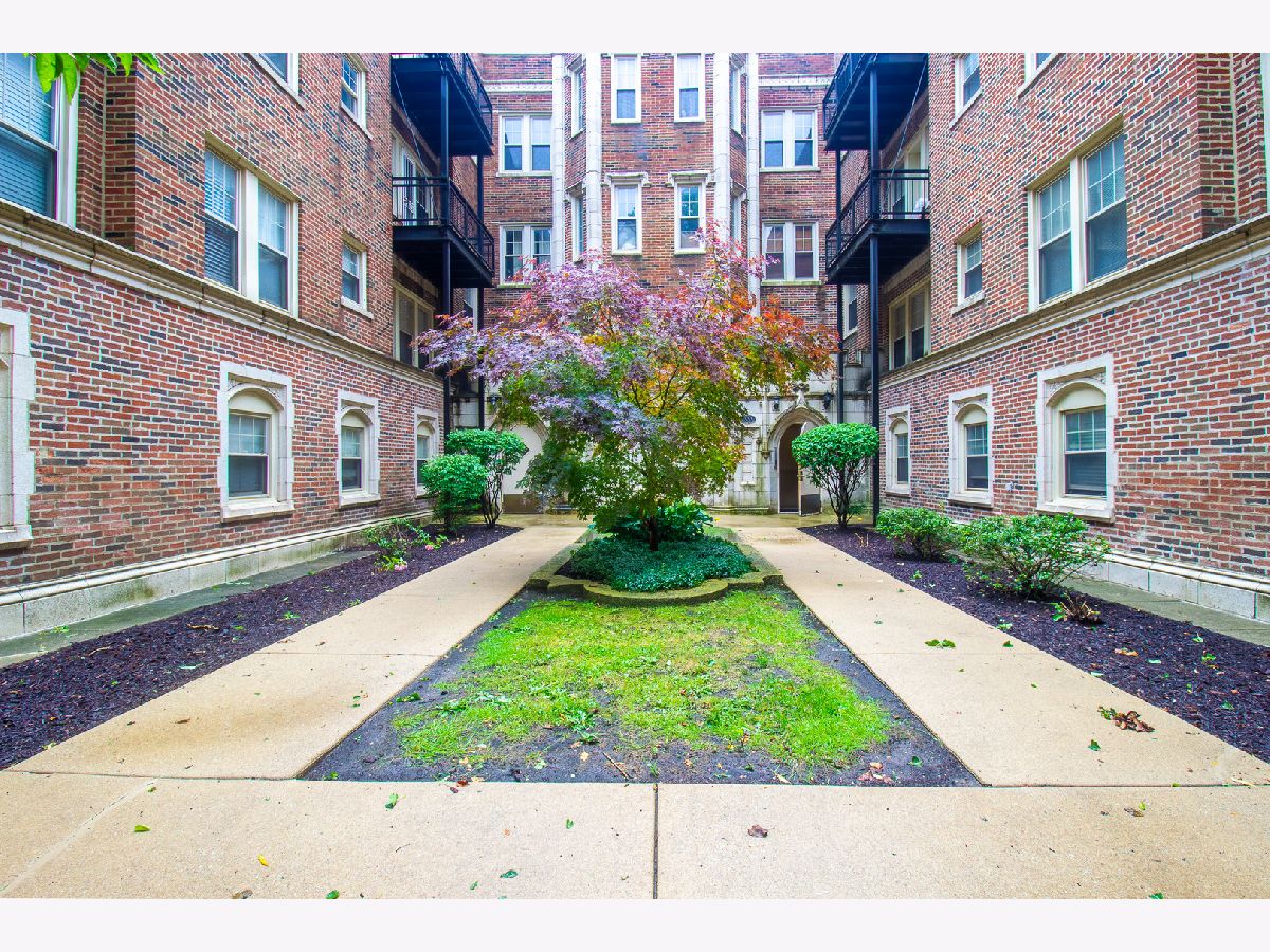 Homes & Condos & Townhomes For Sale Southshore Chicago Illinois, 2335 70th Place