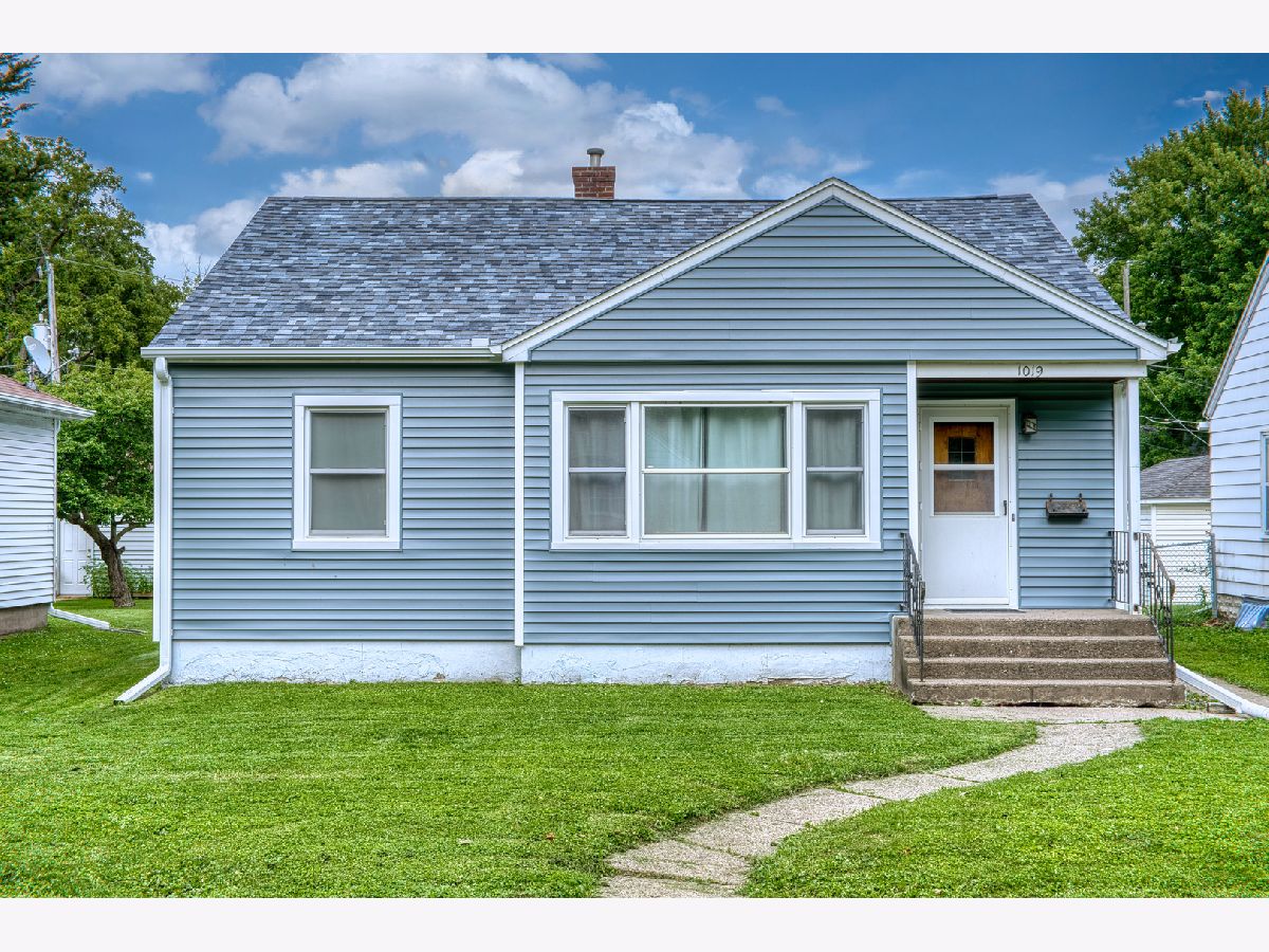  For Sale Clinton Iowa, 1019 3rd Street