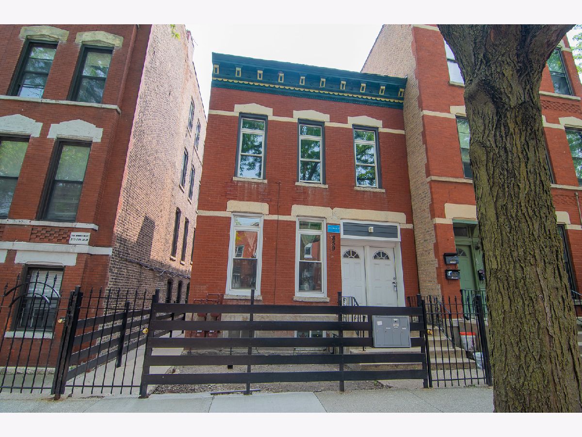  Rented Chicago Illinois, 859 Marshfield