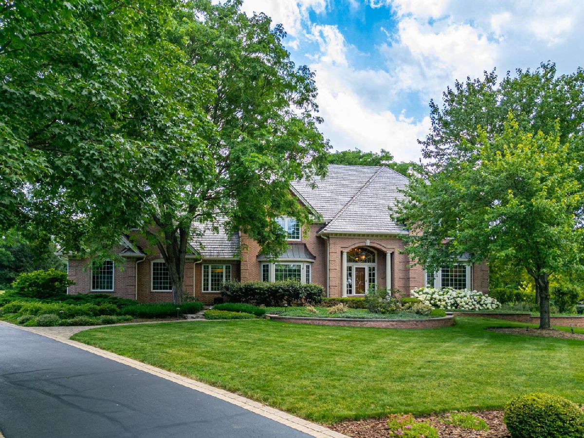  For Sale Lake Barrington Illinois, 27033 Coventry Court