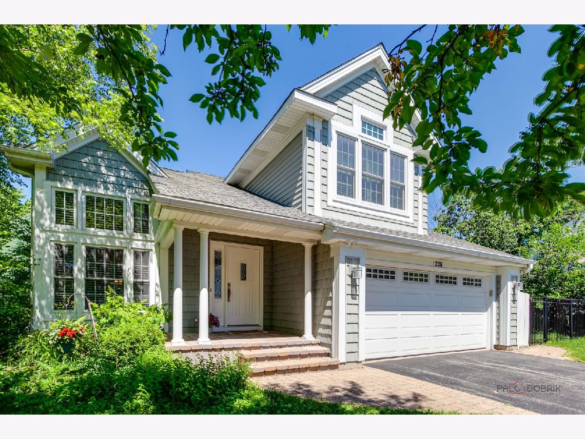  For Sale Gurnee Illinois, 228 Southridge Drive
