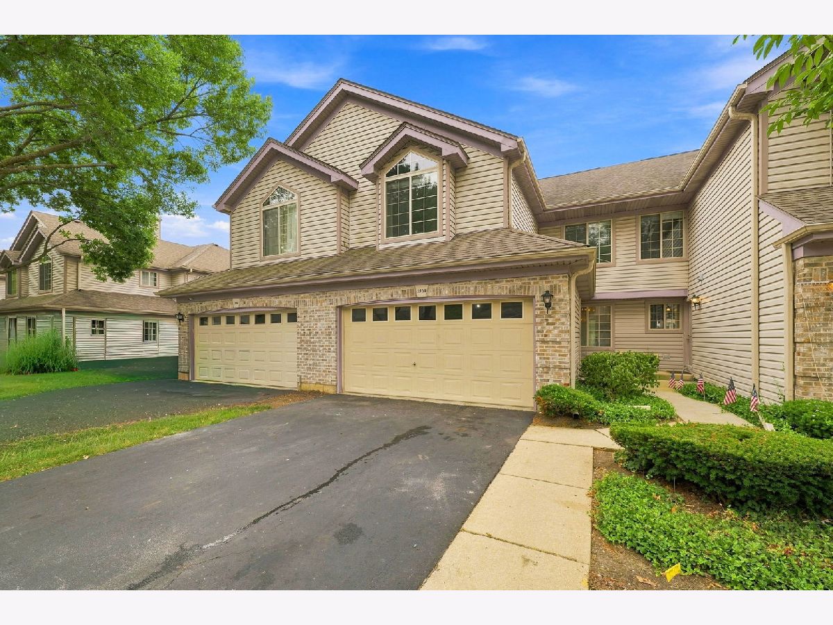  For Sale Palatine Illinois, 1509 Saint Marks Place