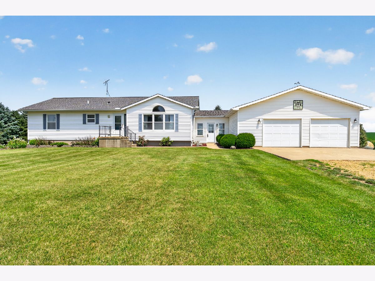  For Sale Clinton Iowa, 3958 200th Street