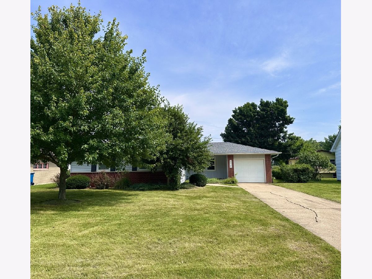  For Sale Peru Illinois, 2325 12th Street