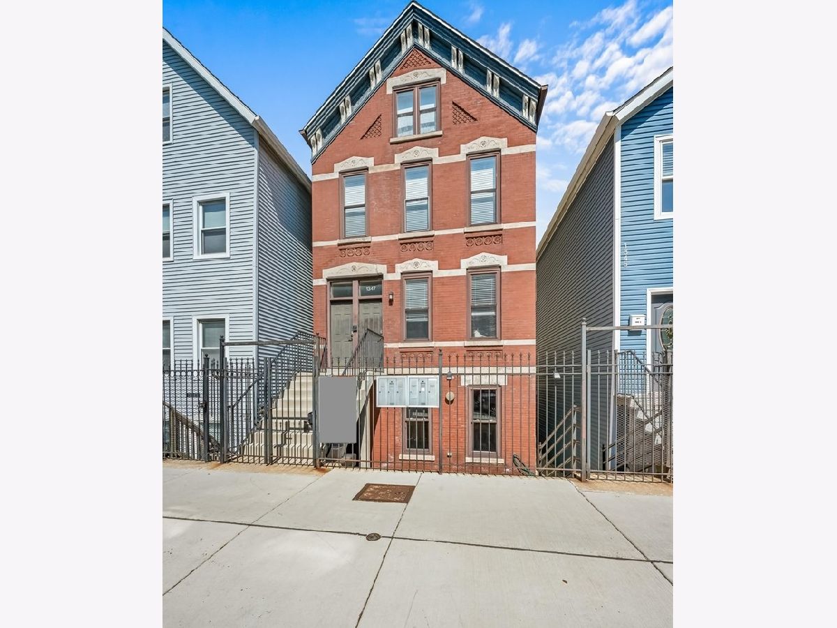  For Sale Chicago Illinois, 1347 Greenview Avenue