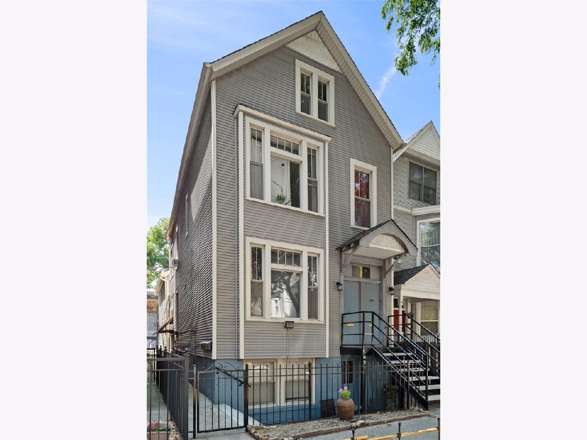  Rented Chicago Illinois, 2742 Seminary