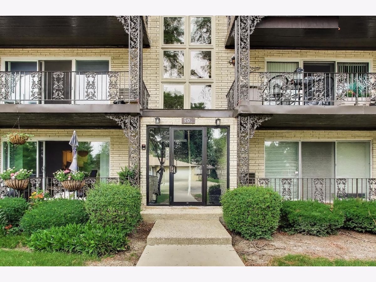  For Sale La Grange Illinois, 901 8th Avenue