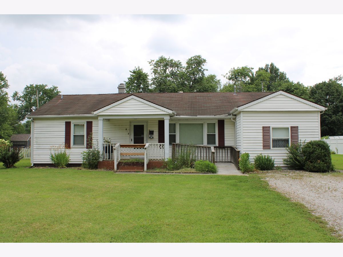  Sold Salem Illinois, 615 Indiana