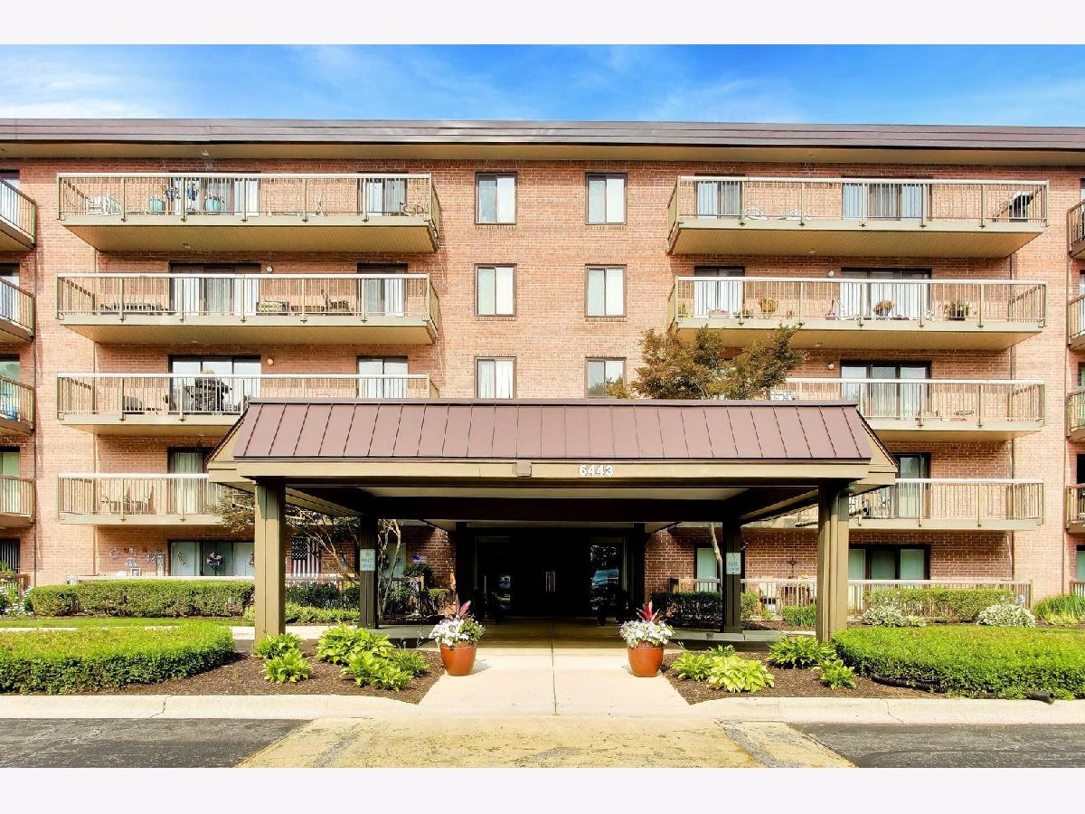  For Sale Willowbrook Illinois, 6443 Clarendon Hills Road