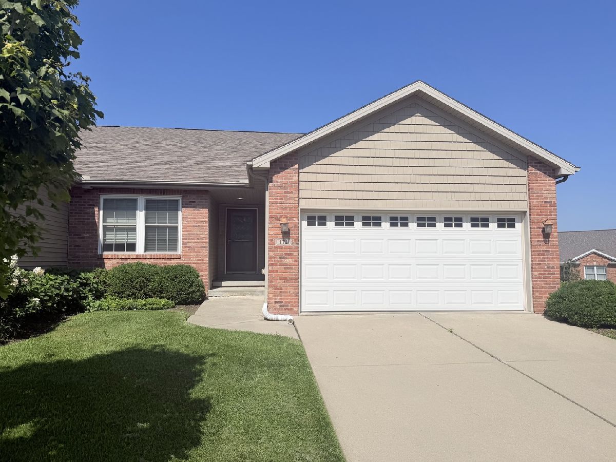 Condos & Townhomes & Homes For Sale Prairie Gardens Normal Illinois, 171 Cassidy Road