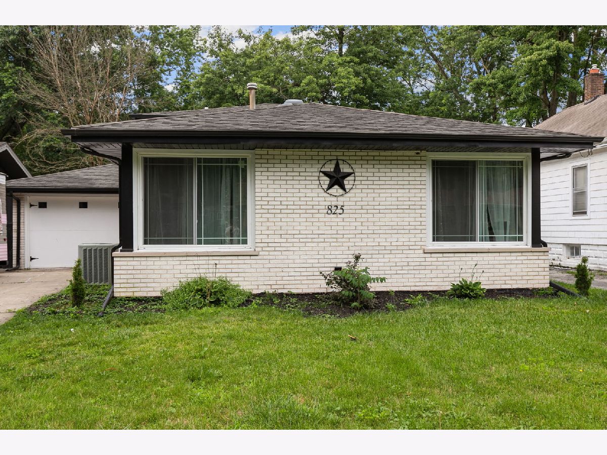  For Sale Thornton Illinois, 825 Cherry Lane