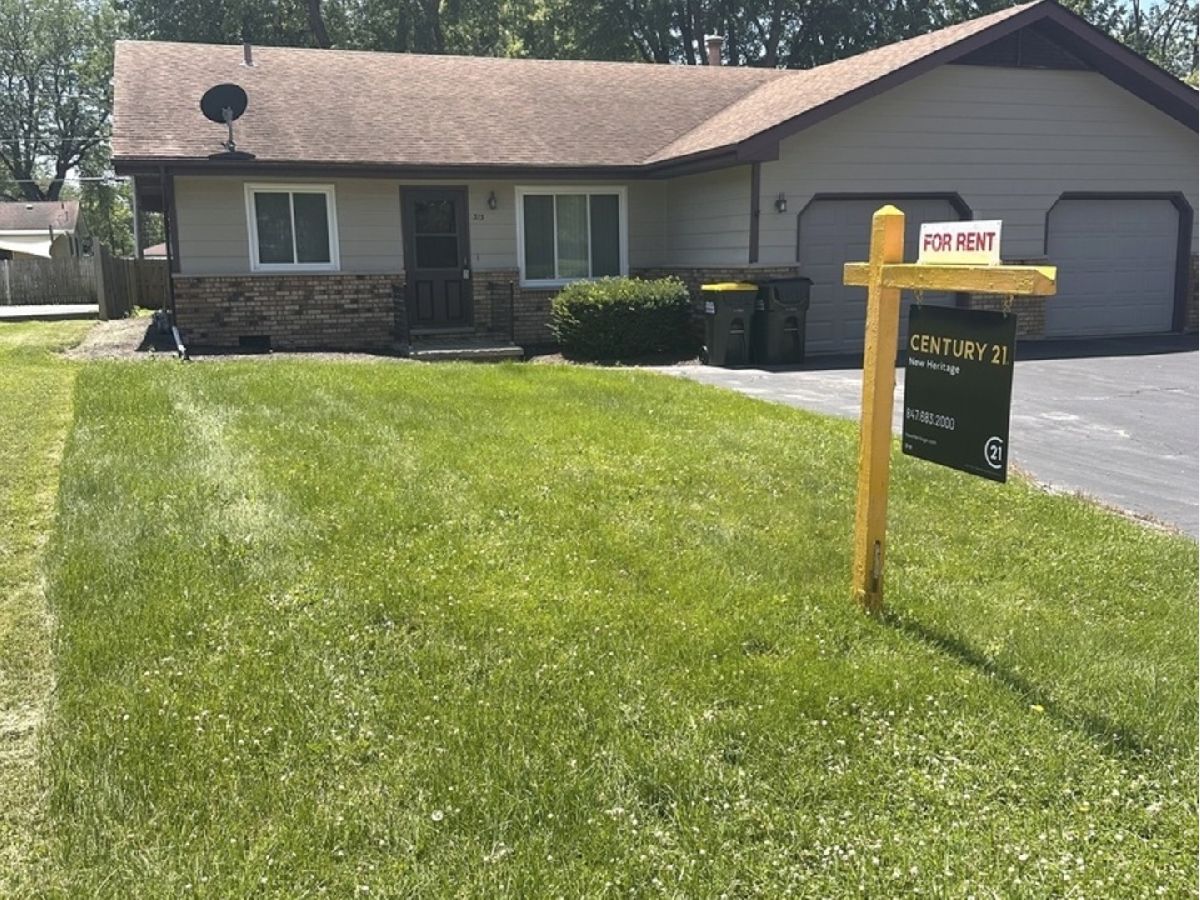  For Rent Hampshire Illinois, 313 South