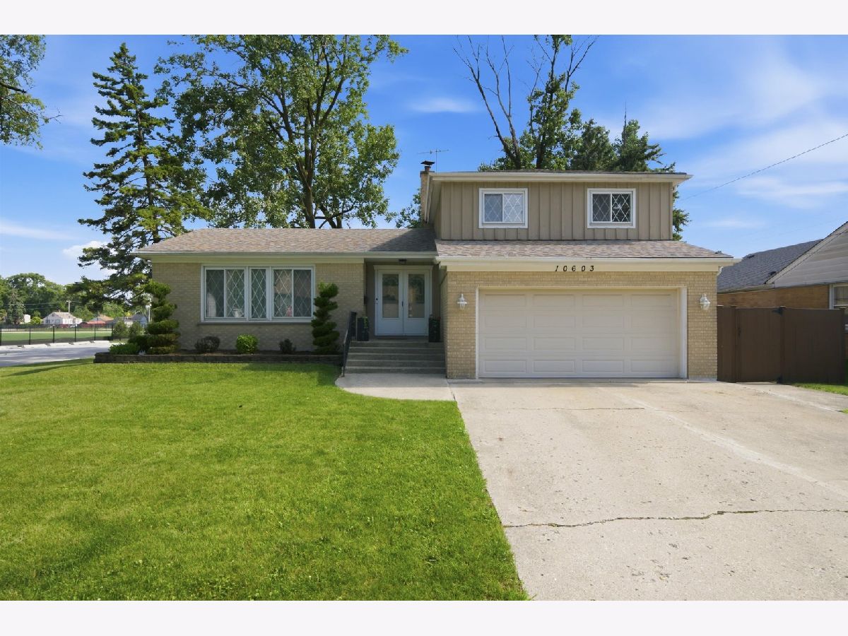  For Sale Melrose Park Illinois, 10603 Drummond Place
