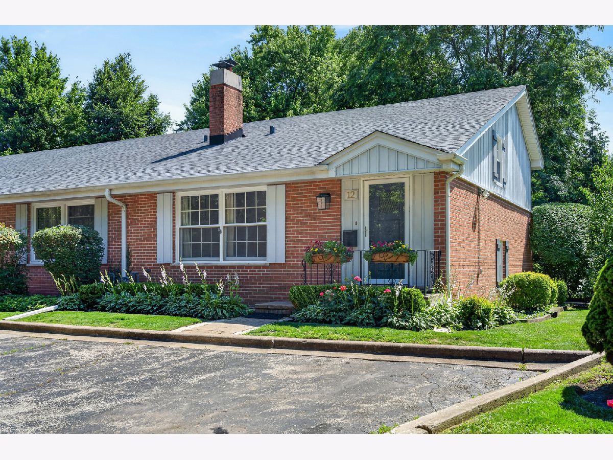  For Sale Northfield Illinois, 12 Robin Hood Lane