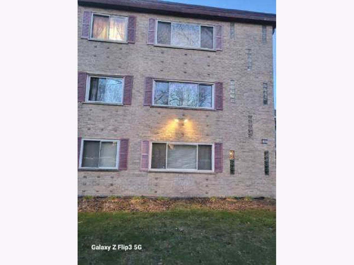  Rented Chicago Illinois, 7227 Ridge