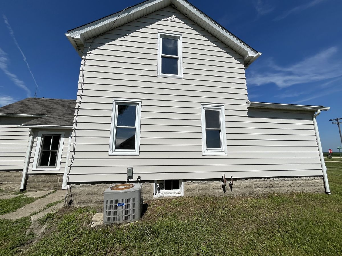  For Sale Ashton Illinois, 2503 Herman Road