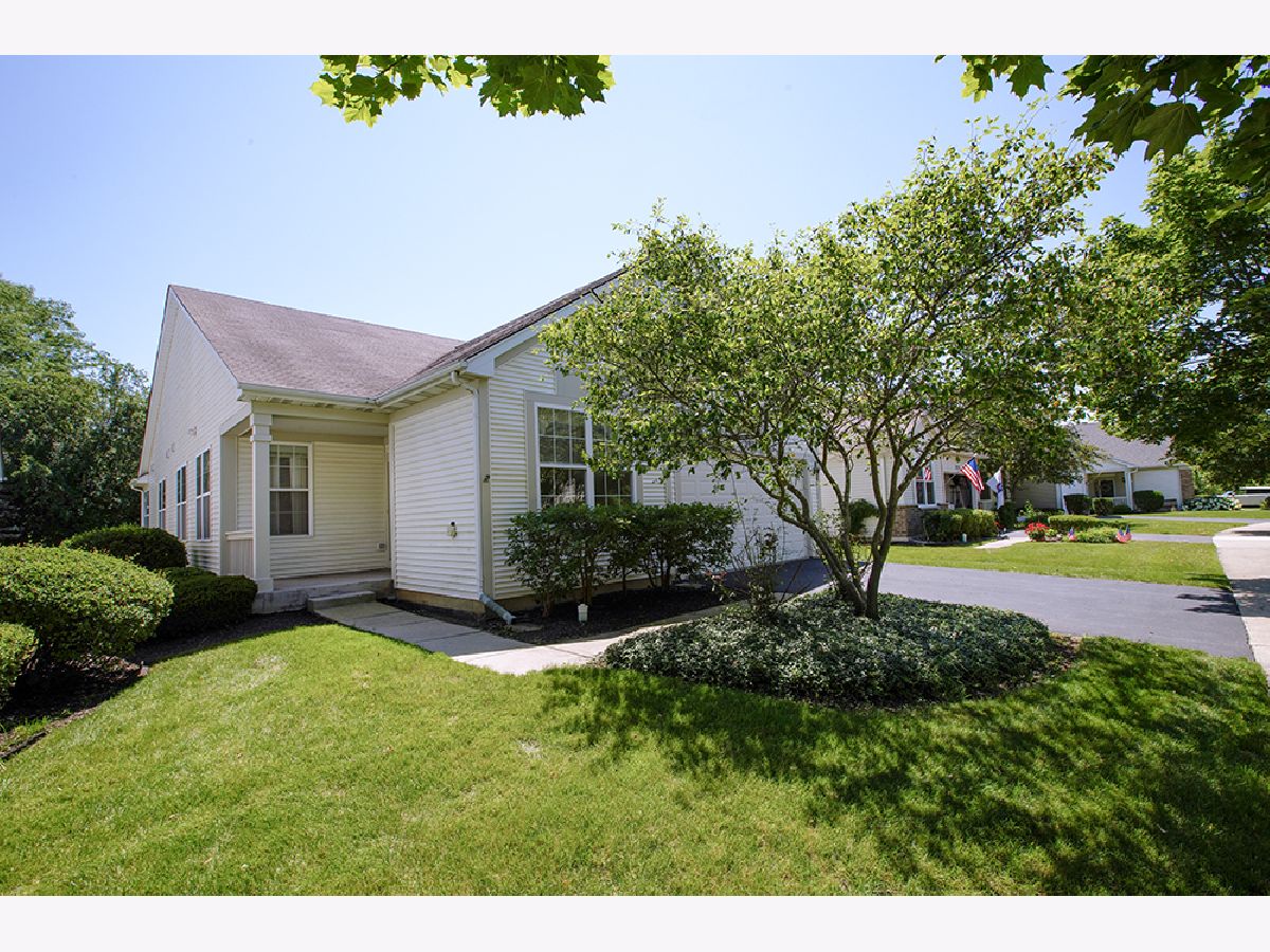  Sold Grayslake Illinois, 2241 Carillon