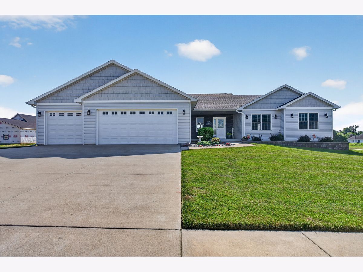  For Sale Clinton Iowa, 3525 Tower Court