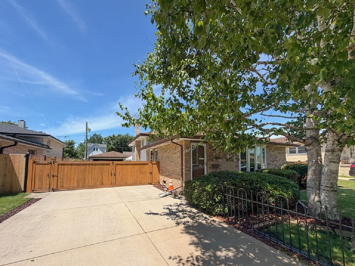  Sold Brookfield Illinois, 4430 Raymond
