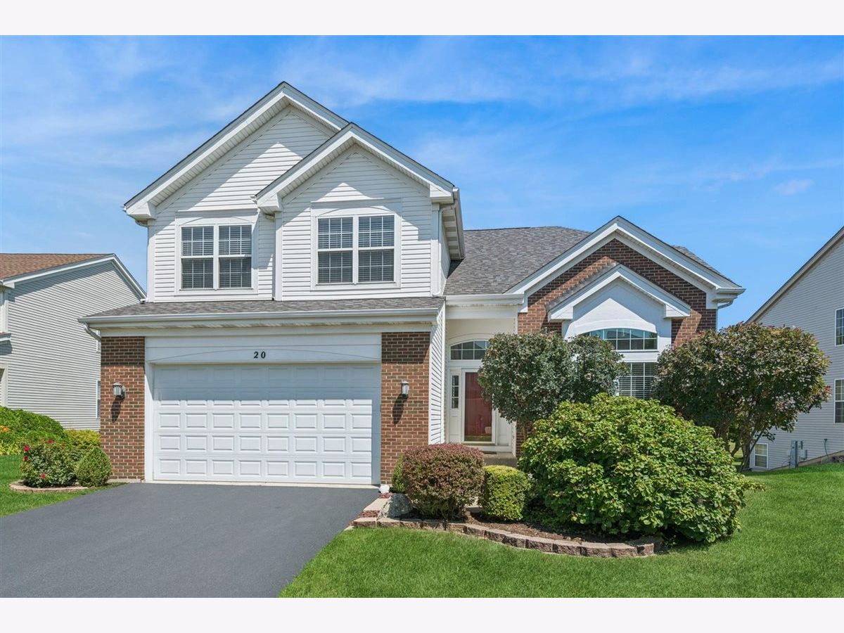  For Sale Streamwood Illinois, 20 Prairie Pointe Lane