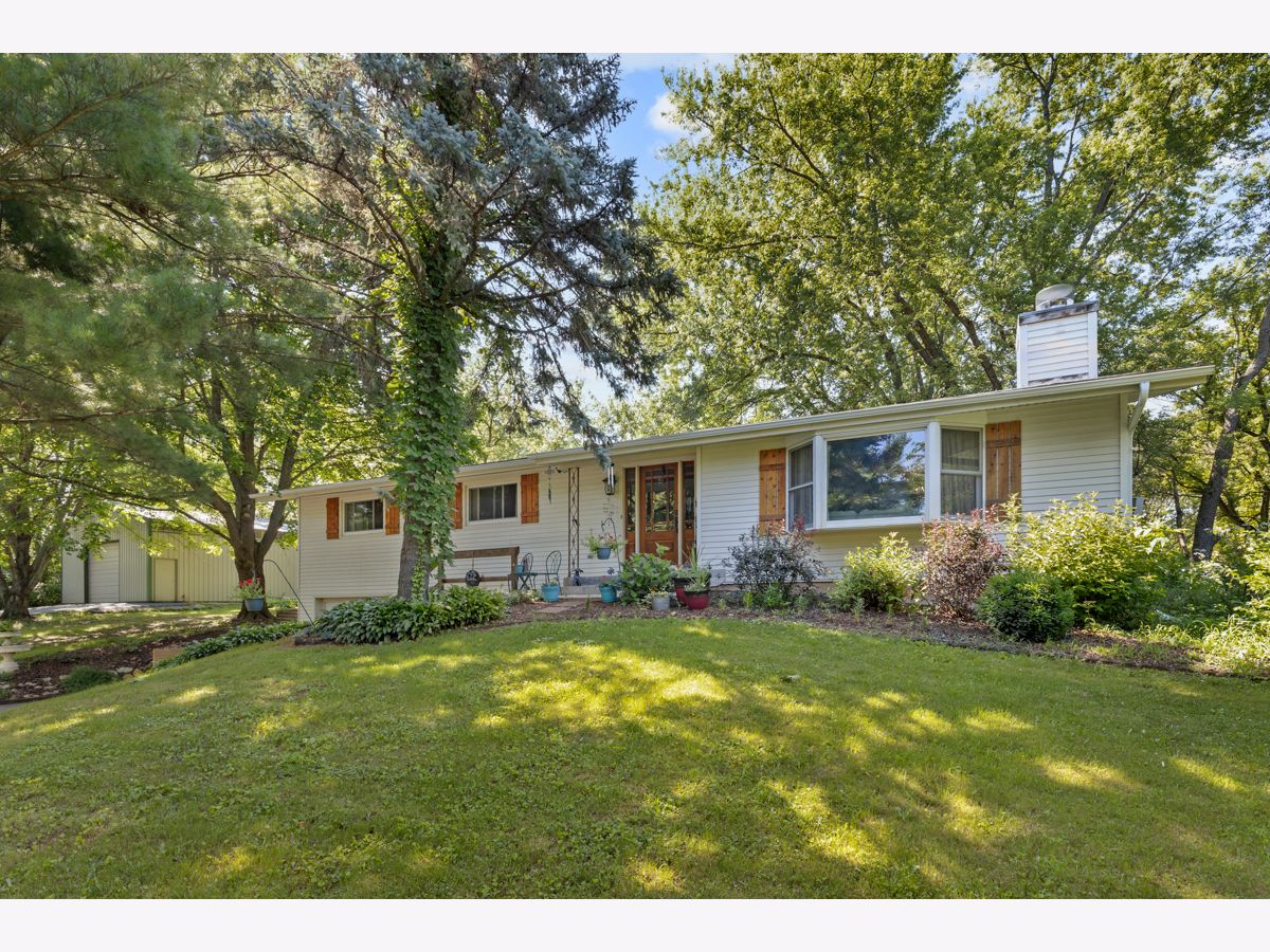  For Sale Marengo Illinois, 22201 Carmack Road