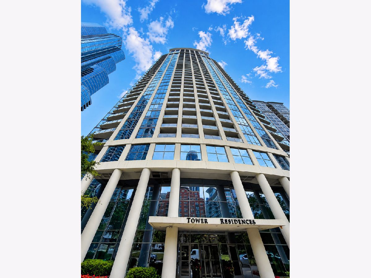  Rented Chicago Illinois, 1235 Prairie
