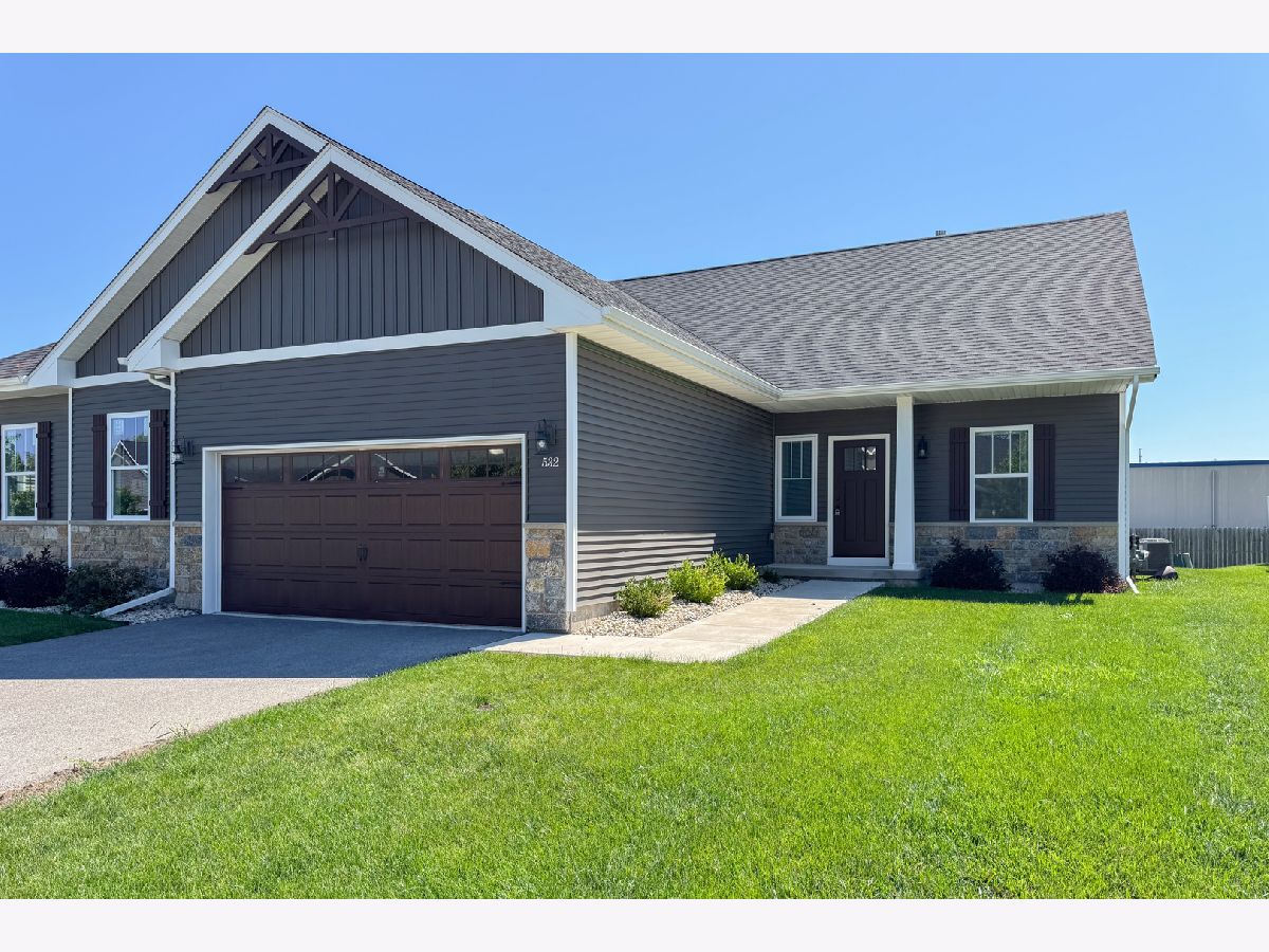  For Sale Sycamore Illinois, 532 Anjali Court