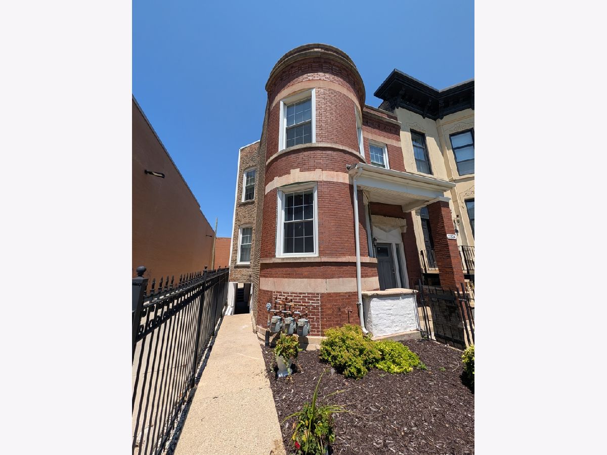  Rented Chicago Illinois, 2324 Monroe