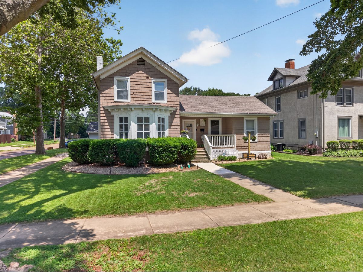  Sold Ottawa Illinois, 702 Pearl