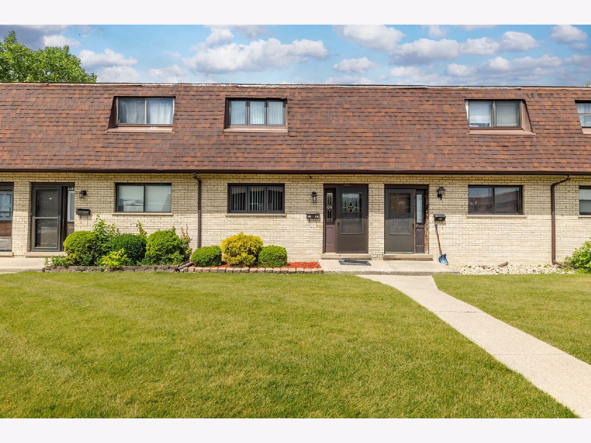  For Sale Justice Illinois, 7546 Cork Avenue