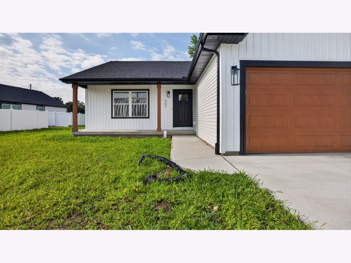  For Sale Lexington Illinois, 902 South Street
