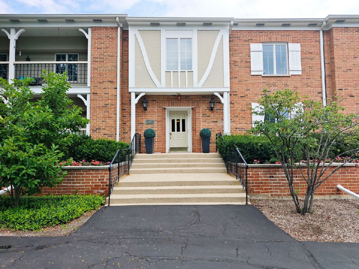  For Sale Inverness Illinois, 1528 Shire Circle