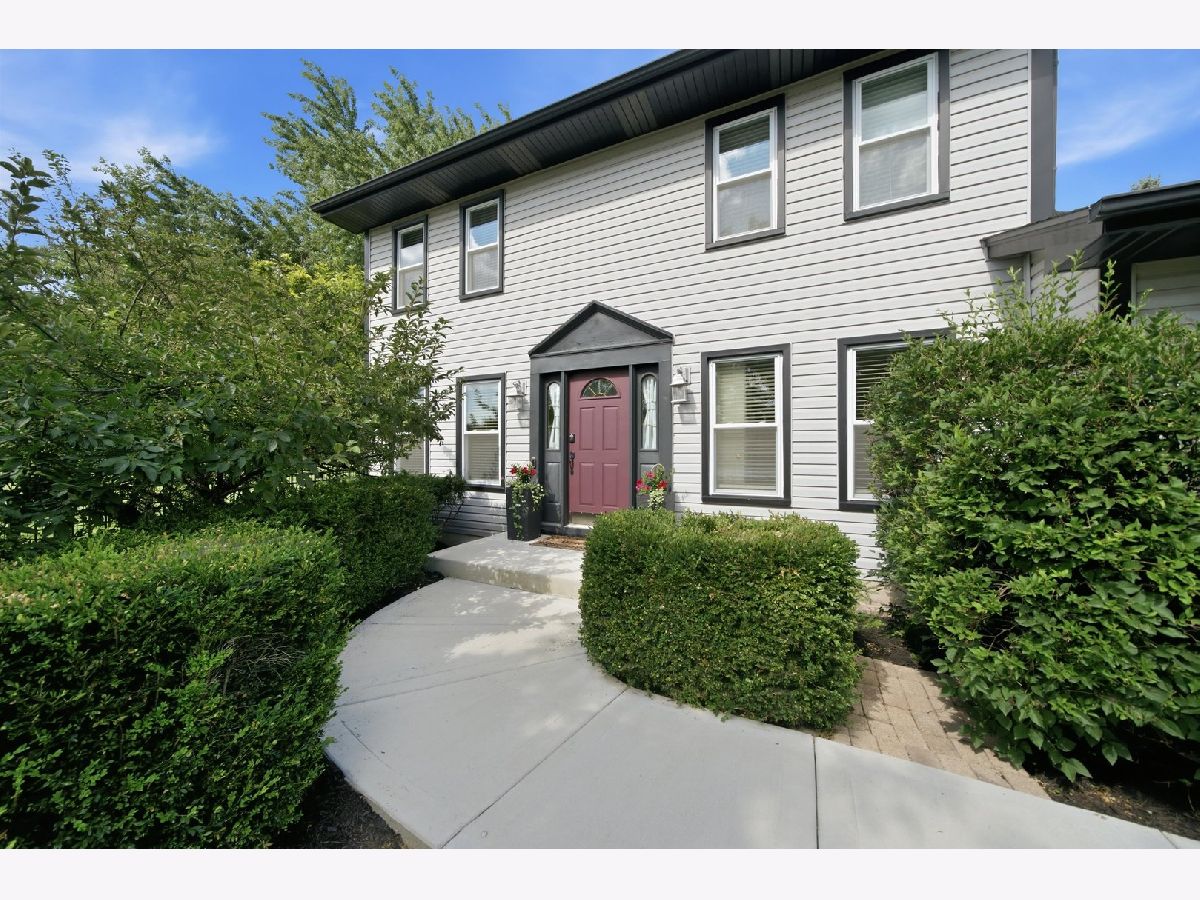  For Sale Bartlett Illinois, 701 Bayberry Drive