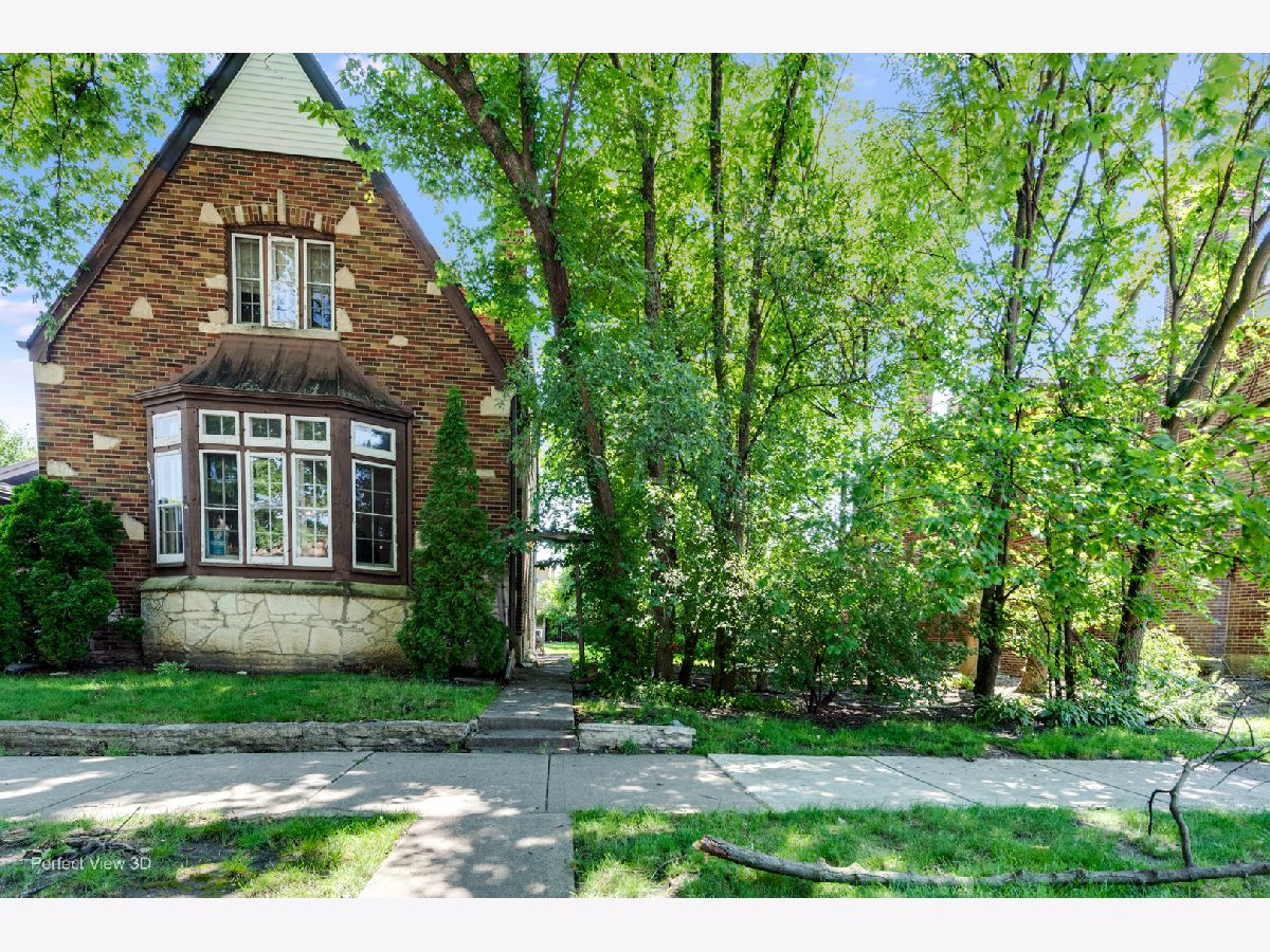  For Sale Chicago Illinois, 5811 Christiana Avenue
