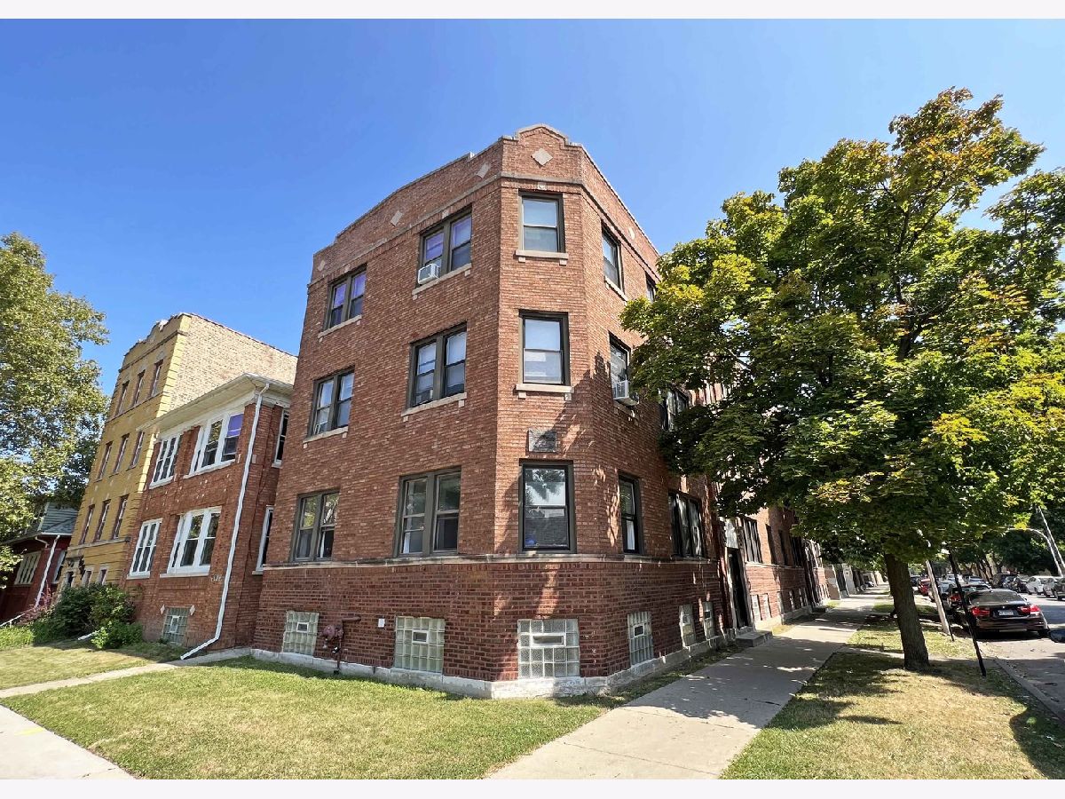  Rented Chicago Illinois, 2724 Rosemont