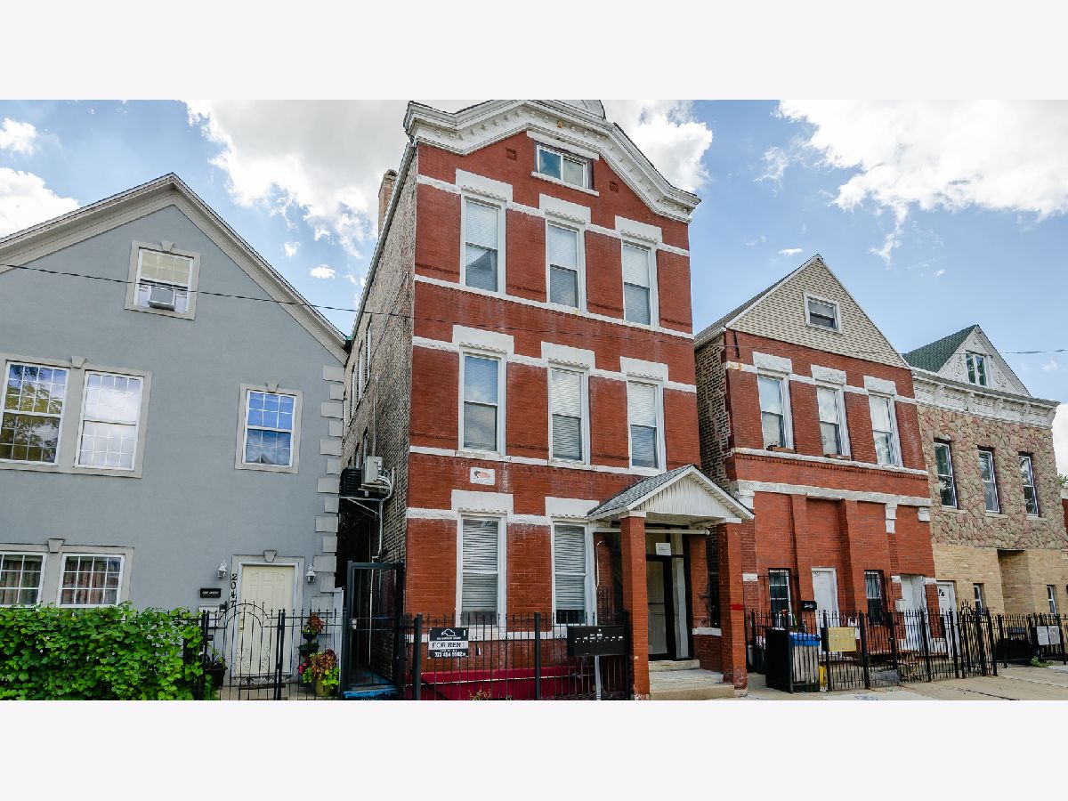  Rented Chicago Illinois, 2049 Coulter