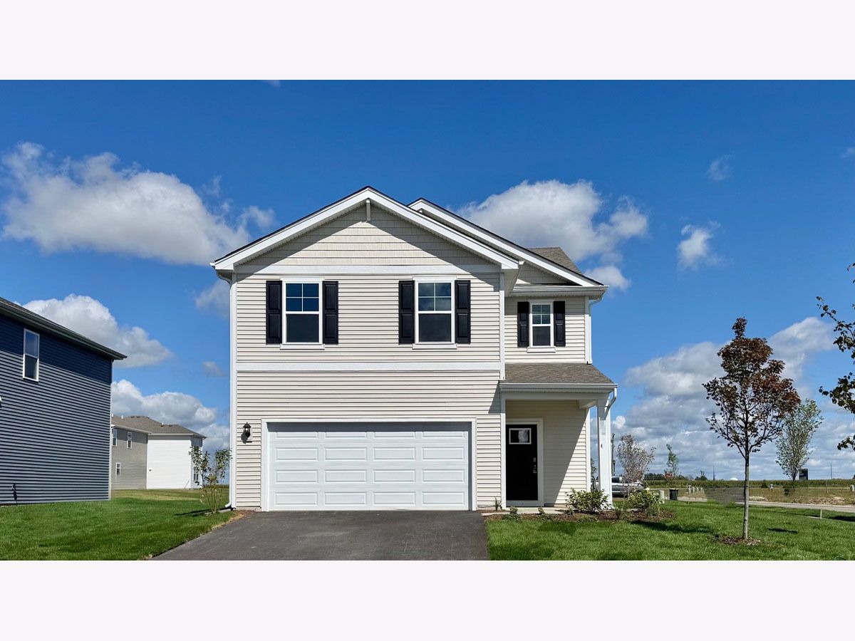 Townhomes & Condos & Homes For Sale Cambridge Lakes Pingree Grove Illinois, 2904 Rainier Drive