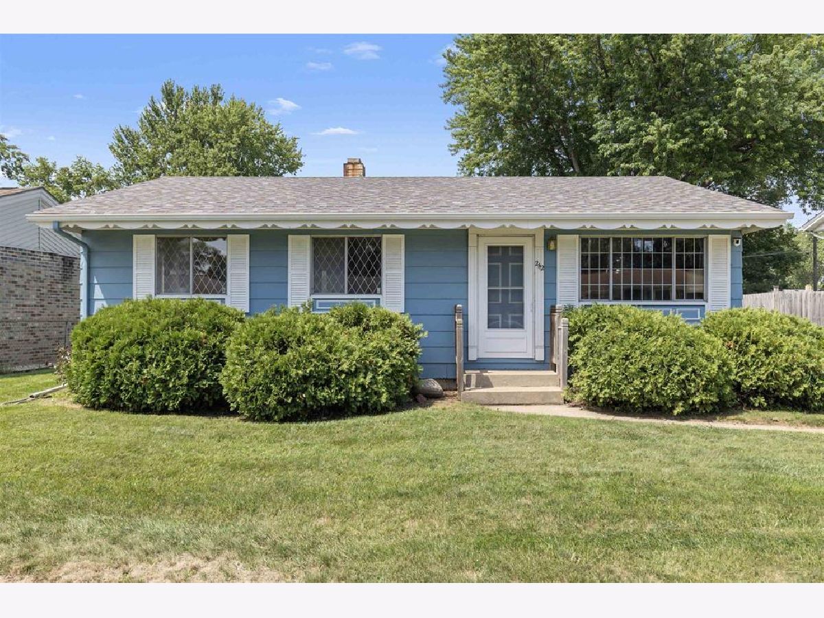  For Sale Loves Park Illinois, 2112 Maple Avenue
