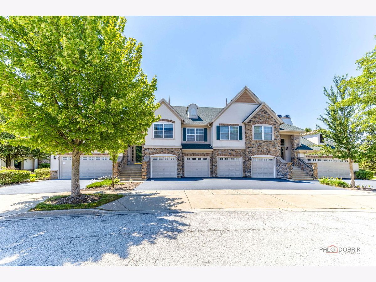 Townhomes For Sale Shadow Creek Vernon Hills Illinois, 263 Shadow Creek Circle