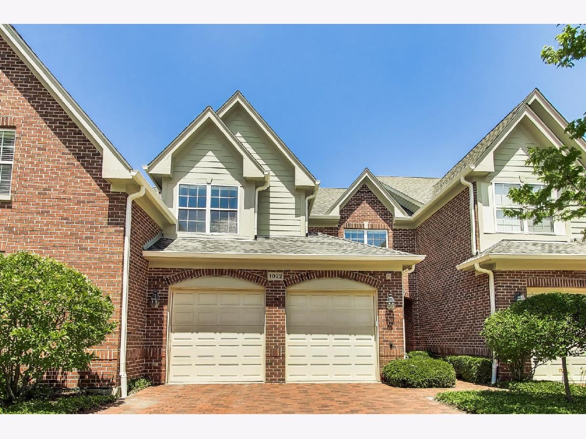 Homes & Townhomes For Sale Timber Trails Western Springs Illinois, 1022 Hickory Drive