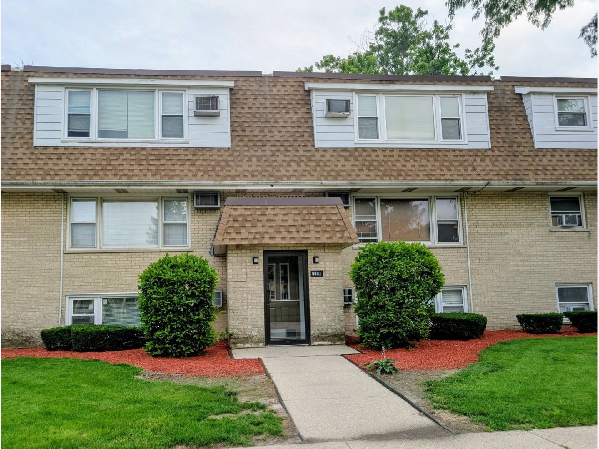  For Sale Countryside Illinois, 9907 58th Street