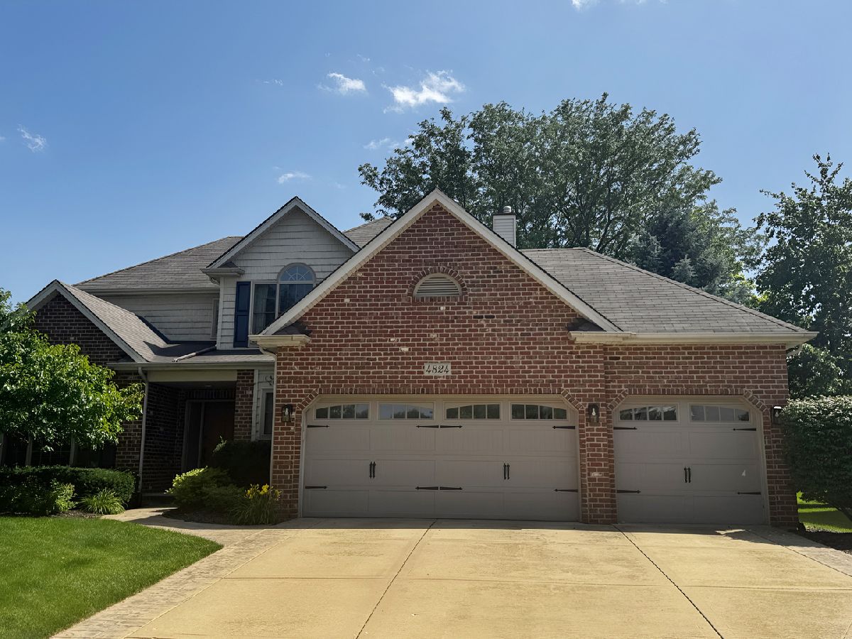 Homes For Sale Saddle Creek Naperville Illinois, 4824 Clearwater Lane