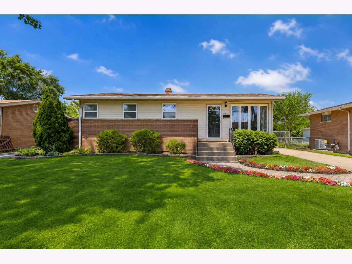 For Sale Addison Illinois, 322 Alden Drive