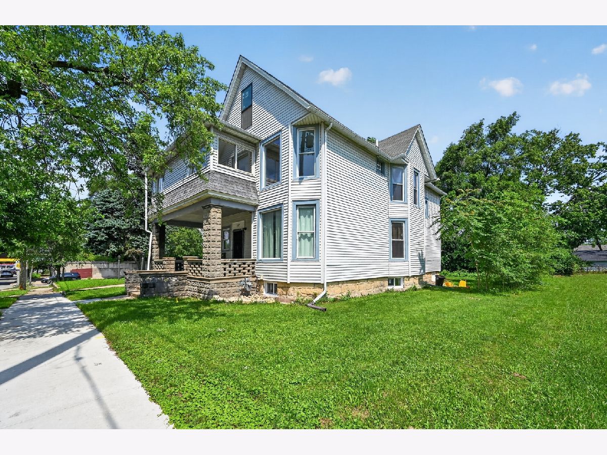  For Sale Joliet Illinois, 107 4th Avenue