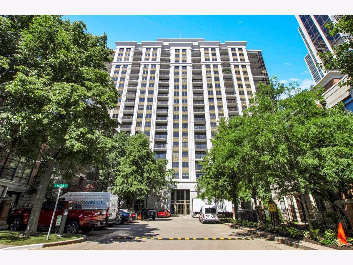  For Sale Chicago Illinois, 1322 Prairie Avenue