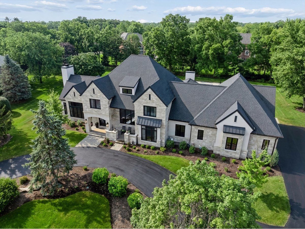  For Sale Inverness Illinois, 14 Carnoustie Lane