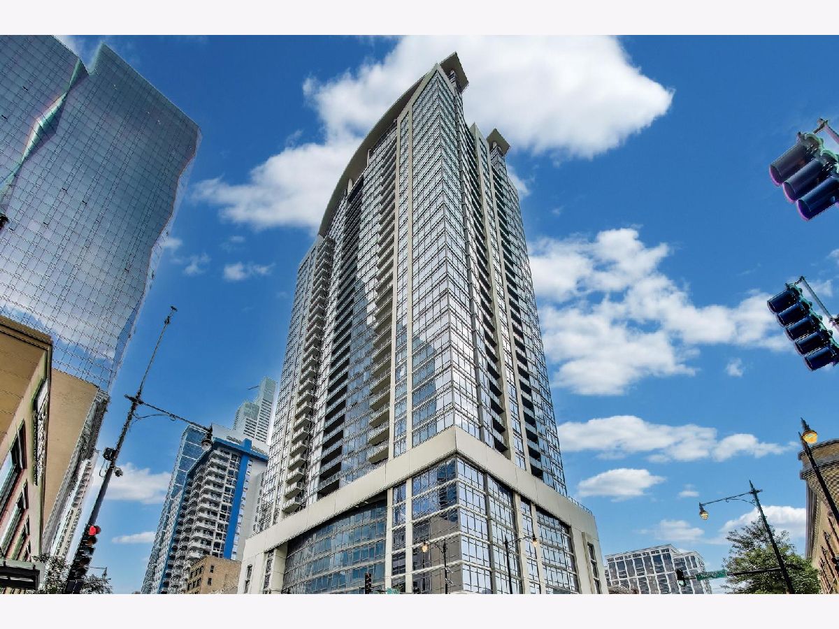  For Sale Chicago Illinois, 100 14th Street