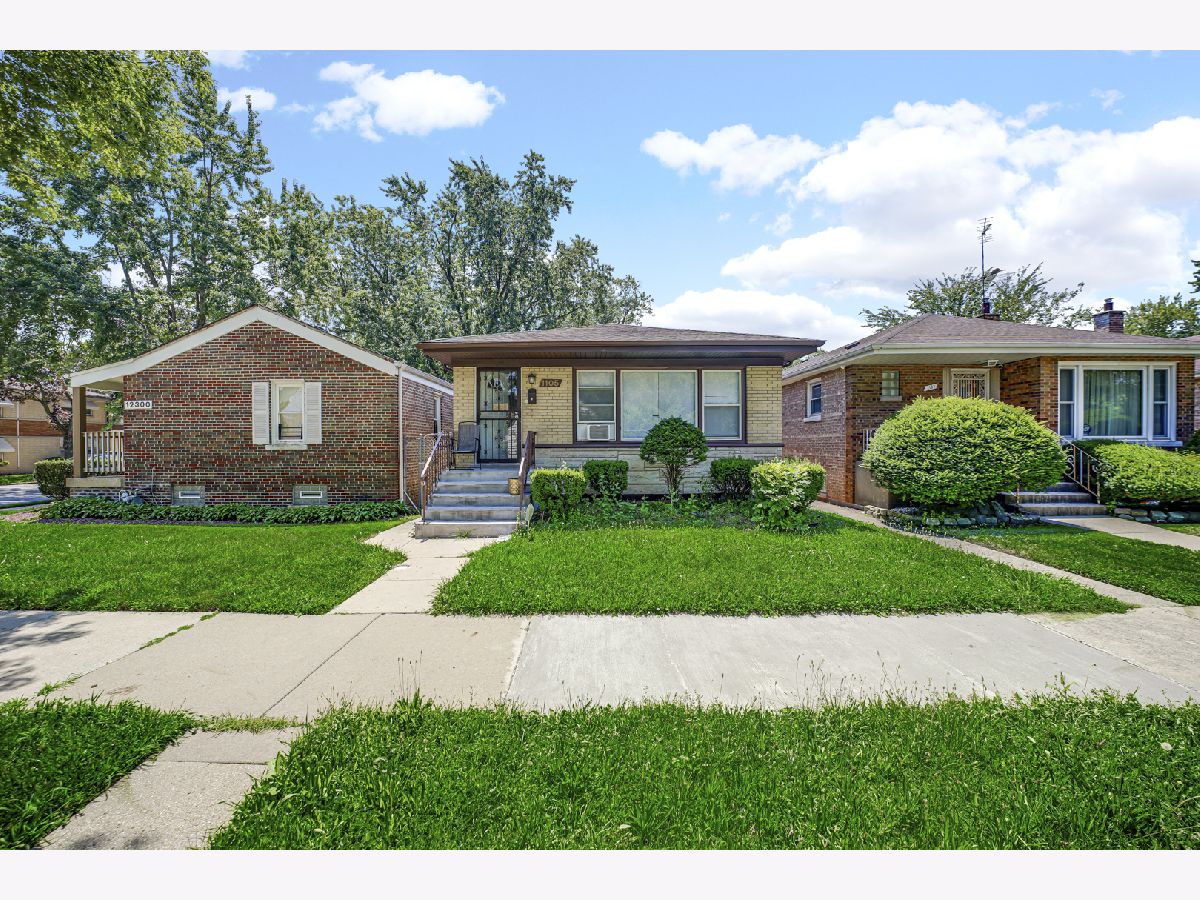  For Sale Calumet Park Illinois, 1105 123rd Street