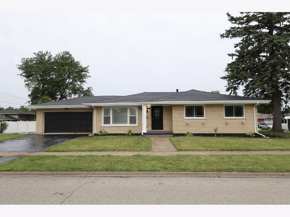  For Sale South Holland Illinois, 16644 Maple Street